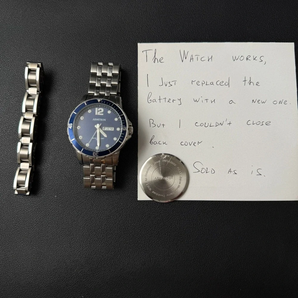 Armitron 20/5338SV Men's Silver Tone Watch & Bracelet Set BACK‎ NOT CLOSING Jap